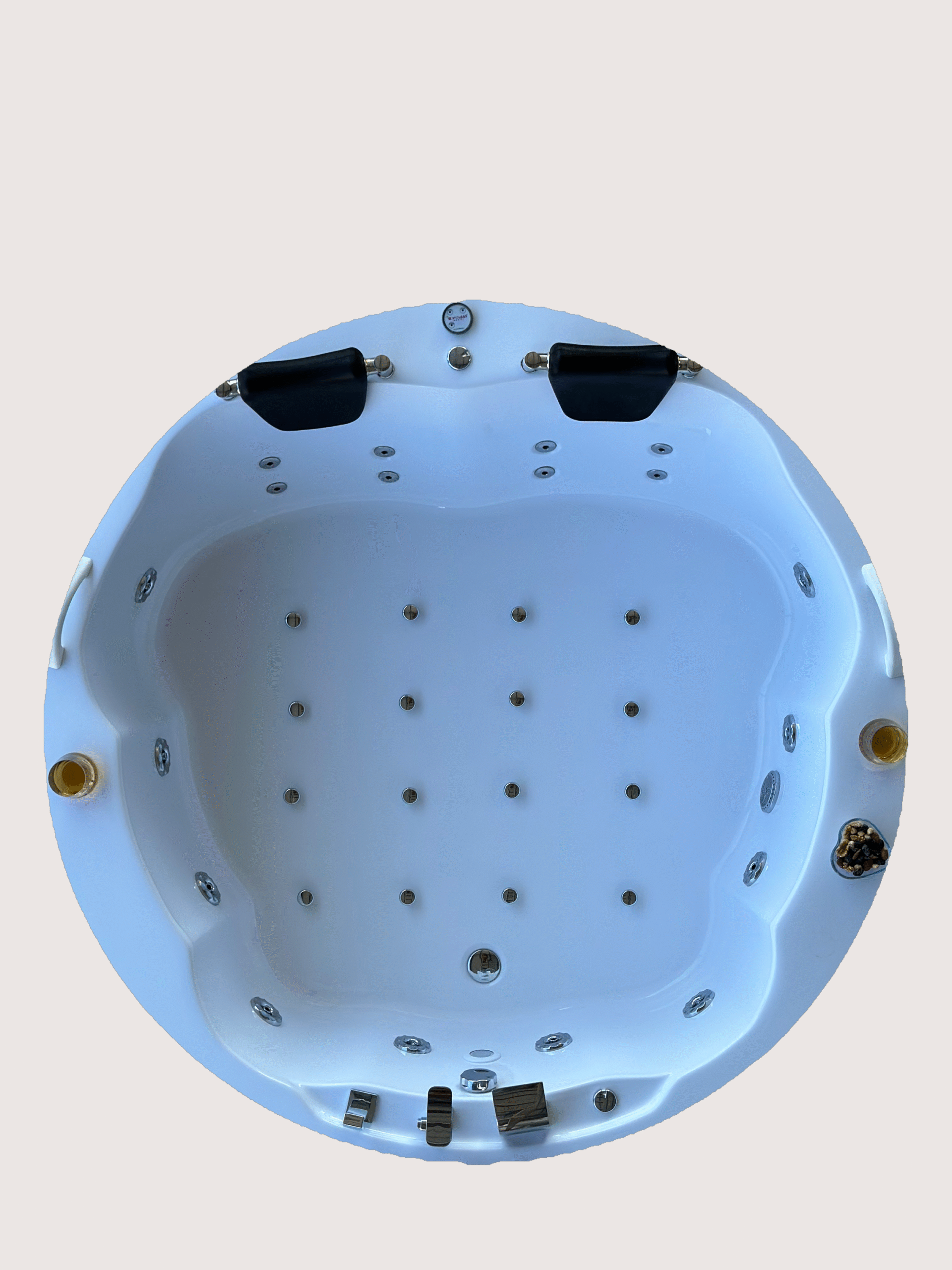 175 Q H 60 Ovalni jacuzzi 175 Q H 60 Ovalni jacuzzi - Image 1